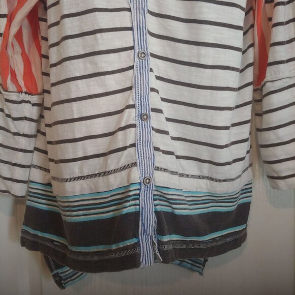 We The Free School House Tee Button Down Boho Coastal Beachy Oversize M - Picture 8 of 13